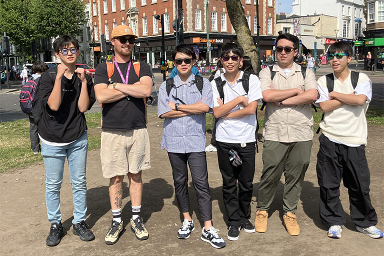 志学館高等部 集合写真