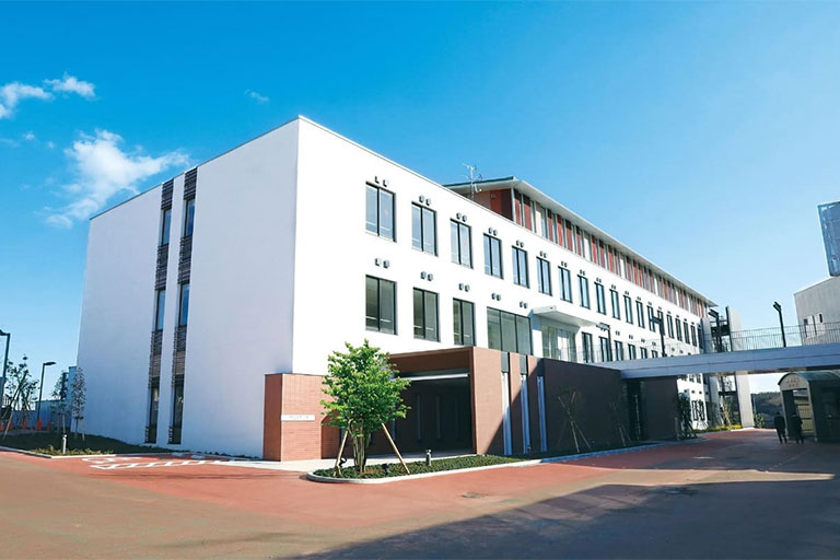 清和大学短期大学部 外観の写真